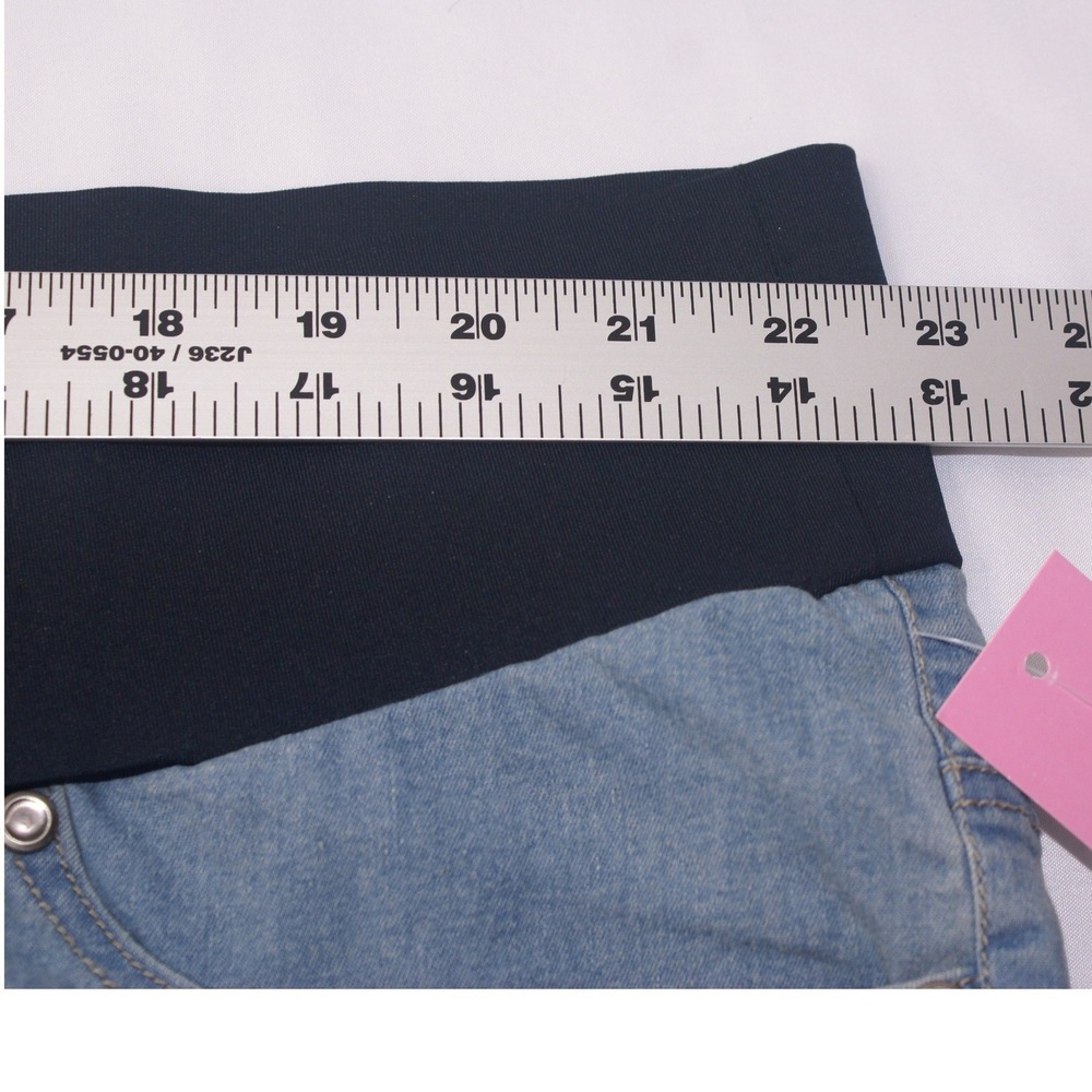 Sass & Sassy Maternity Denim Shorts Light Wash Blue Belly Panel Plus Size 3X NWT - Picture 3 of 13